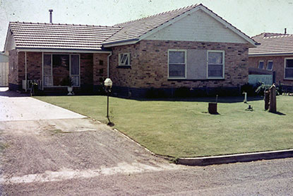 Williamsons, Military Road